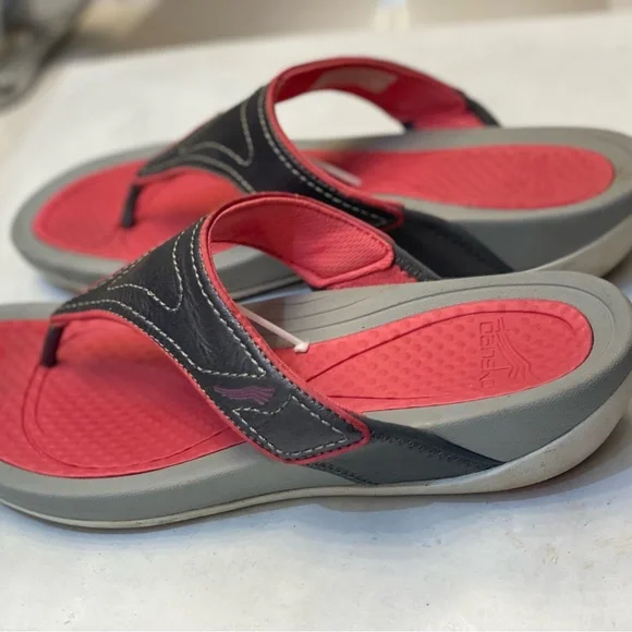 Dansko Katy 2 women’s Size 10, great condition and great bottom very comfortable - Picture 6 of 9